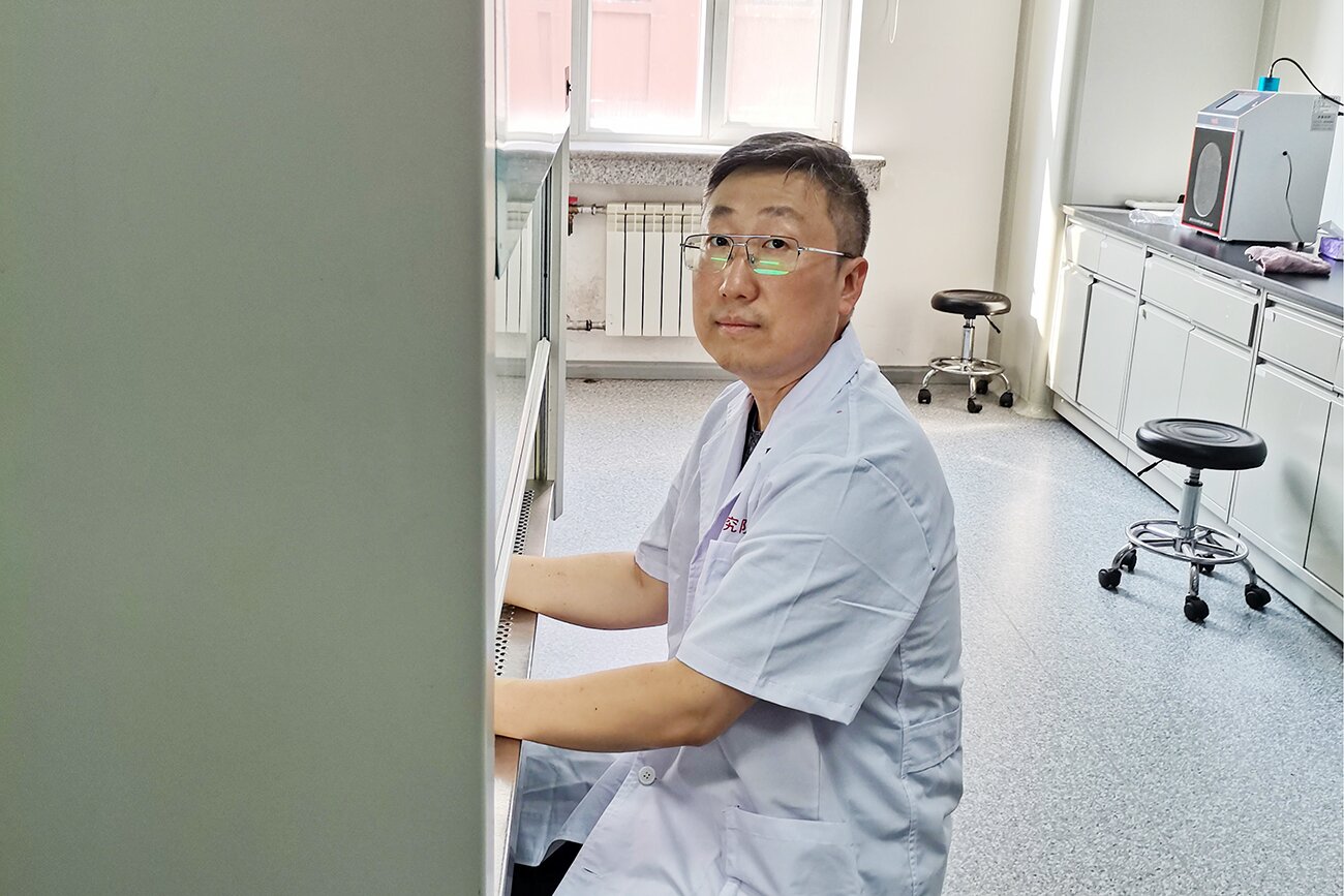 哈藥集團國資戰(zhàn)隊“英雄譜”事跡專欄——哈藥生物產(chǎn)品開發(fā)部生物藥研發(fā)組組長張磊